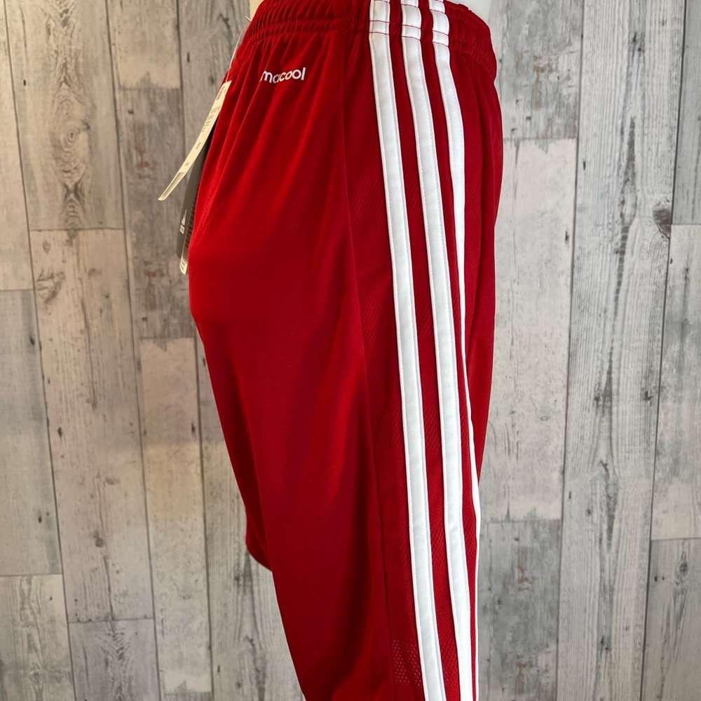 Adidas climacool boys size XS shorts